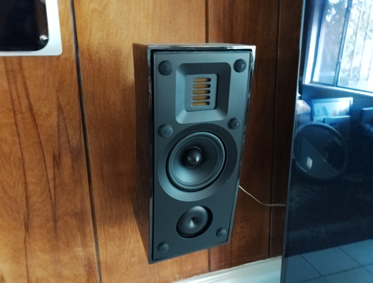 3 Speaker Set MartinLogan Motion Series HiFi (L + R + Center)