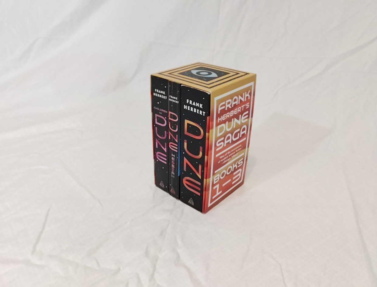Dune Trilogy – Frank Herbert (paperback)