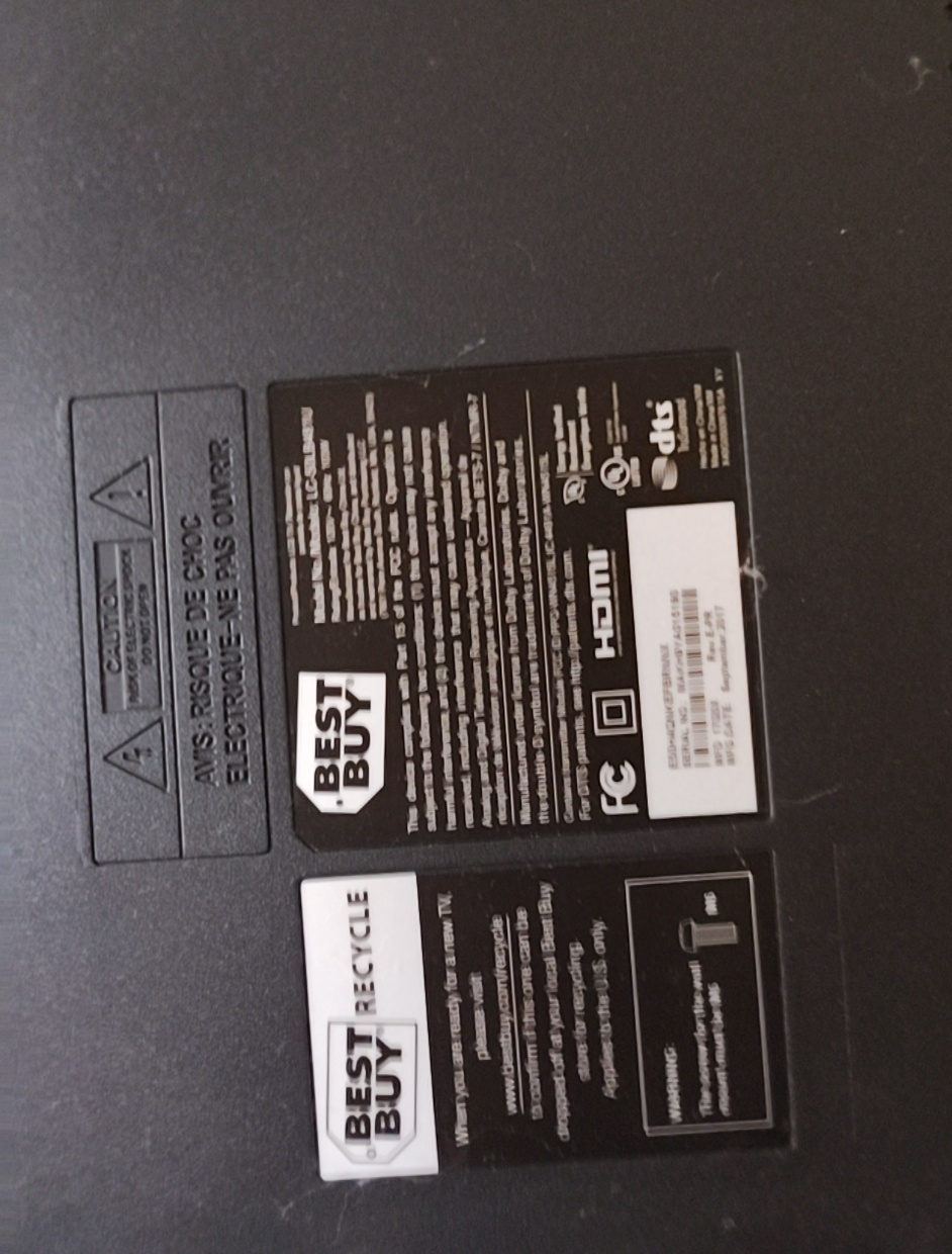 Roku Smart TV (No Remote) w/ Wall Mount