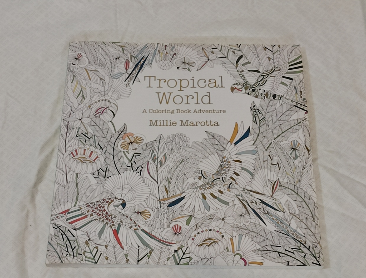 Tropical World Coloring Book – Millie Marotta (paperback)