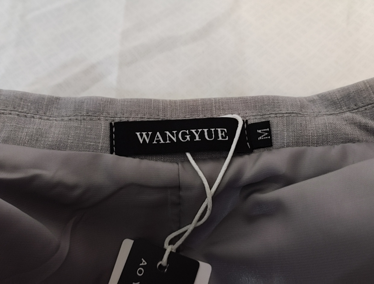 Wangyue Men’s Two-Piece Suit
